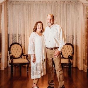 Meet your Posher, Adrianne